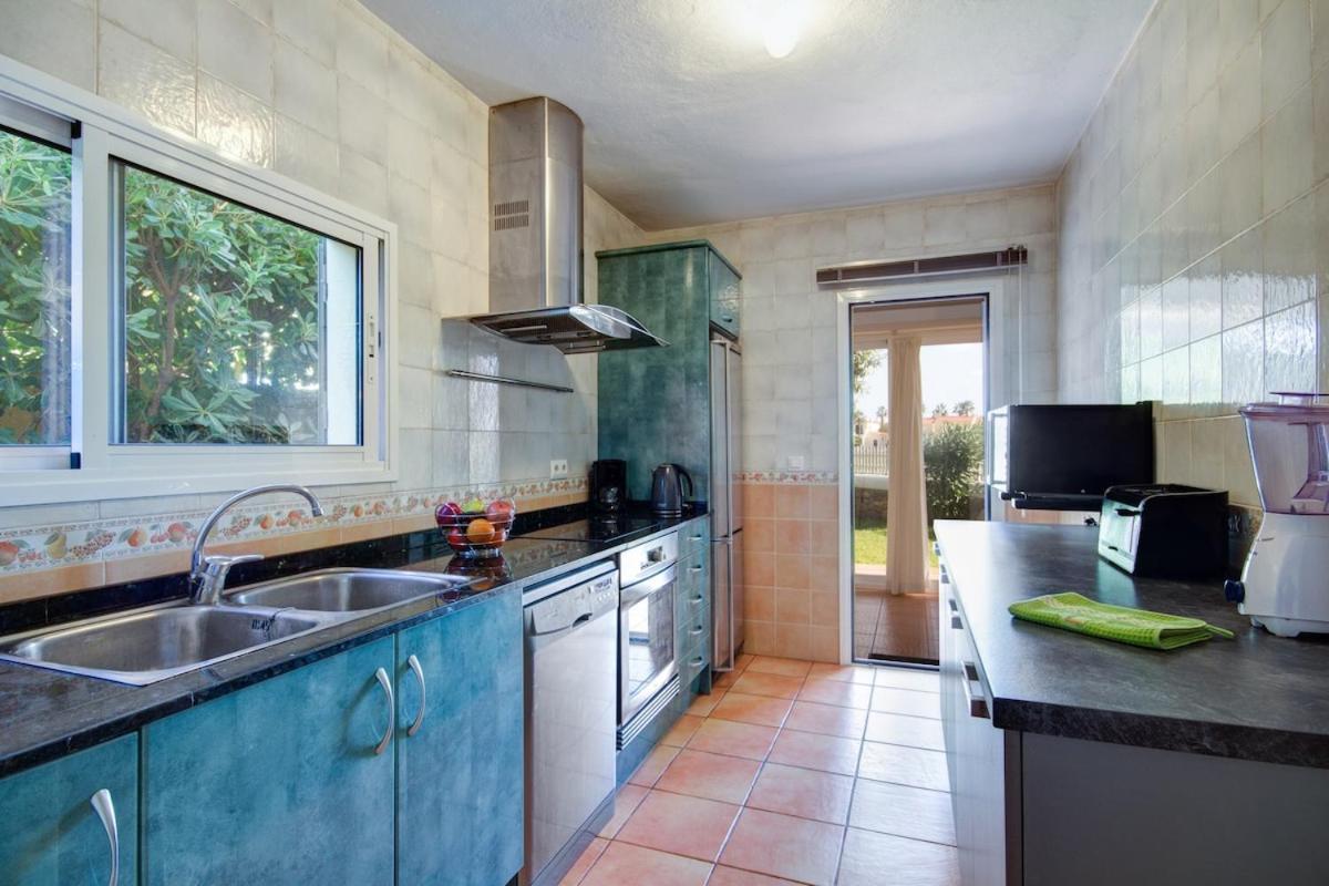 Villa Fiesta Cala'N Blanes  Luaran gambar